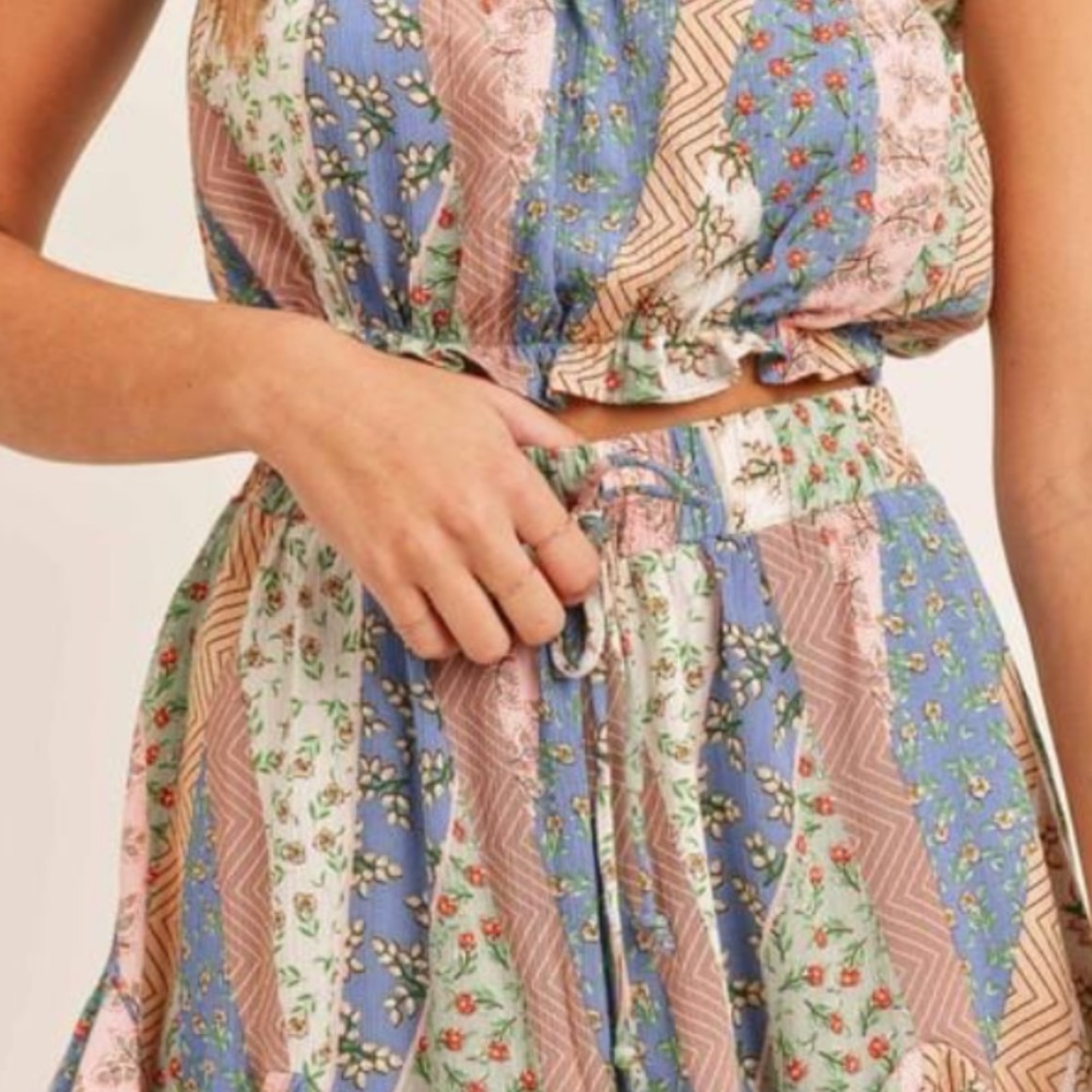 Amable 2 pc set shorts and top 100% rayon - Picture 3 of 3